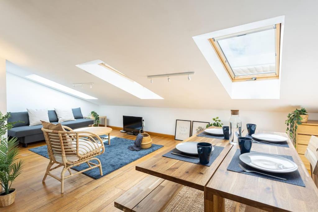 Penthouse In St Montano, Historic Centre, Wifi. Апартаменты *